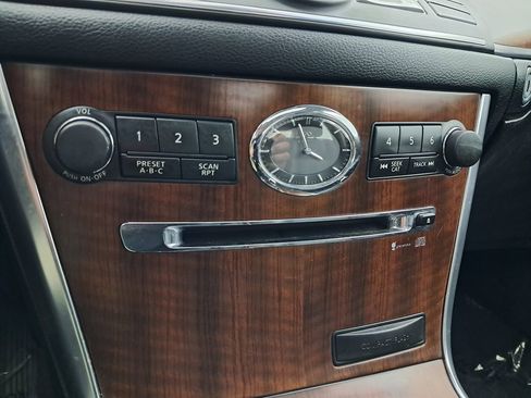 Used 2008 INFINITI M35 x w/ Technology Pkg image 17