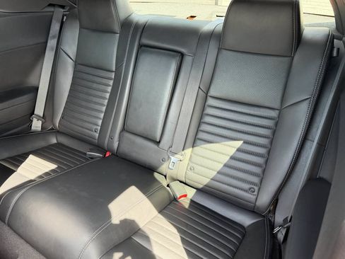 Used 2012 Dodge Challenger SXT Plus RWD image 11