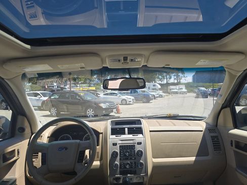 Used 2012 Ford Escape XLT FWD image 13