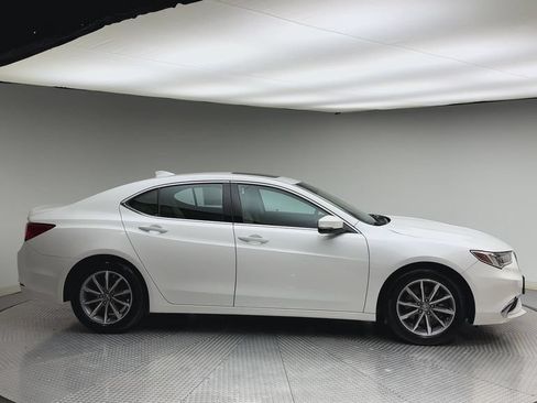 Used 2020 Acura TLX FWD image 9
