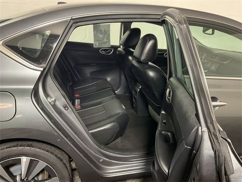 Used 2018 Nissan Sentra SL image 32