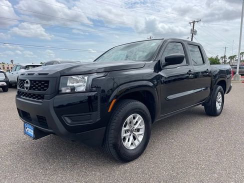 Used 2025 Nissan Frontier S w/ S Utility Package RWD image 3