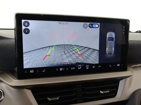 Used 2025 Ford Explorer Active image 6