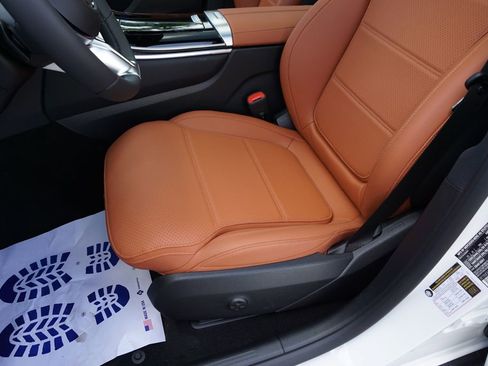 Certified 2025 Mercedes-Benz GLC 350e 4MATIC image 38