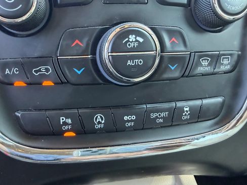 Used 2018 Dodge Durango SXT w/ Quick Order Package 2BB RWD image 23