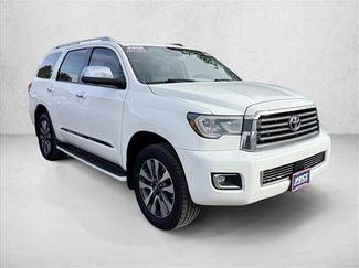 Used 2020 Toyota Sequoia Limited w/ Safety & Convenience Package video 3