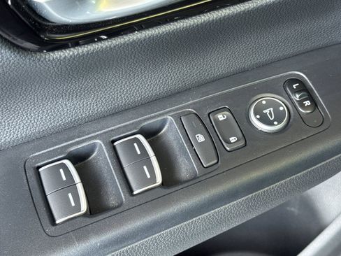 Used 2024 Honda CR-V EX-L image 13