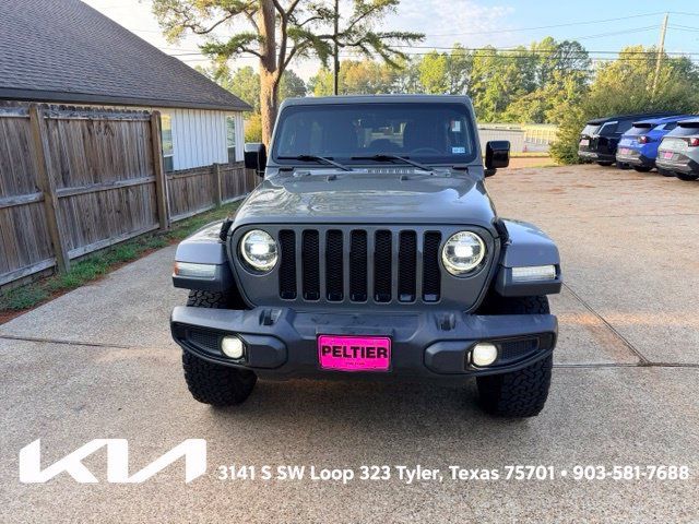 Used 2020 Jeep Wrangler Unlimited Sahara AWD/4WD image 2