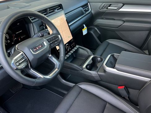 New 2026 GMC Terrain Elevation w/ Elevation Premium Package image 8