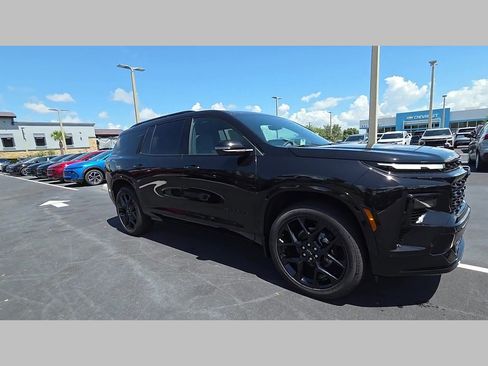 New 2026 Chevrolet Traverse RS w/ LPO, Floor Liner Package AWD/4WD image 27