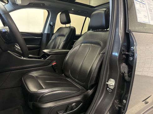 Used 2023 Jeep Grand Cherokee L Limited image 8