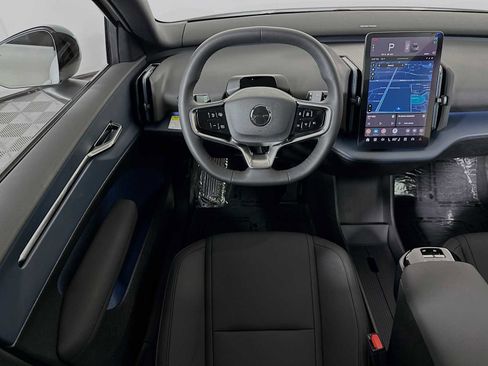 Used 2025 Volvo EX30 Ultra w/ Protection Package Premier image 21