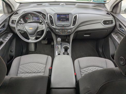 Used 2021 Chevrolet Equinox LT FWD image 16