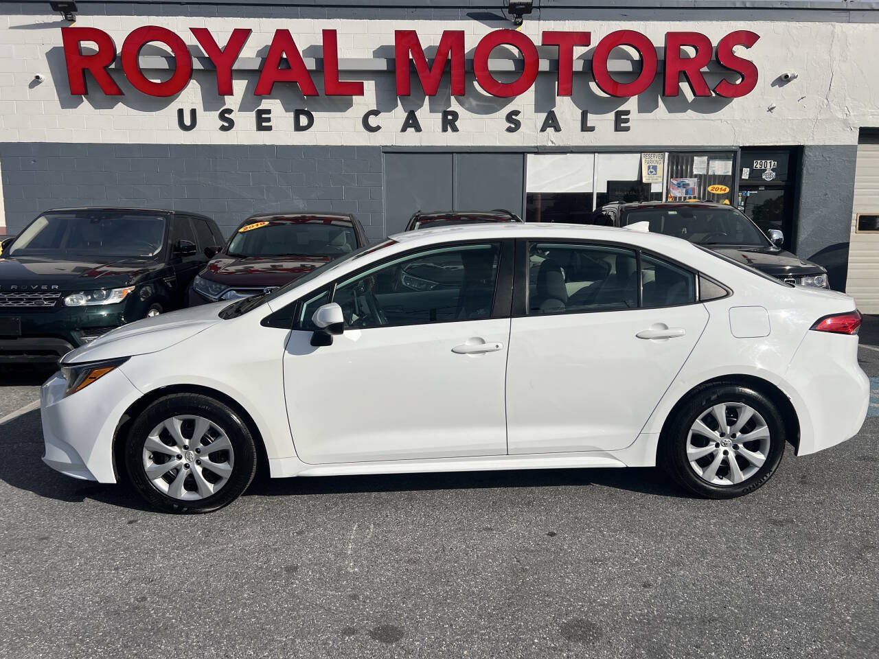Used 2021 Toyota Corolla LE FWD image 12