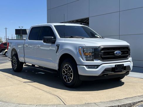 Used 2022 Ford F150 XLT w/ Equipment Group 302A High AWD/4WD image 2