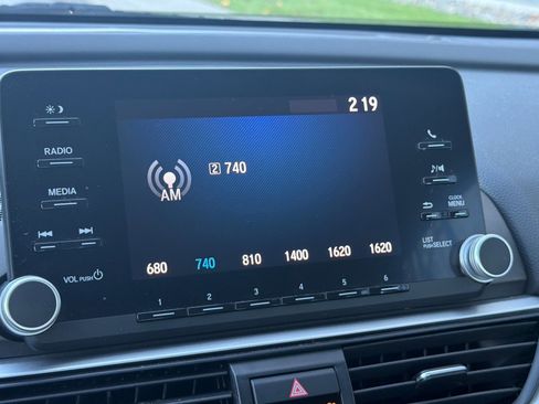 Used 2020 Honda Accord LX image 23