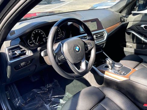 Used 2020 BMW 330i xDrive Sedan image 13