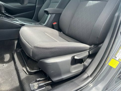 Used 2024 Toyota Corolla LE FWD image 21