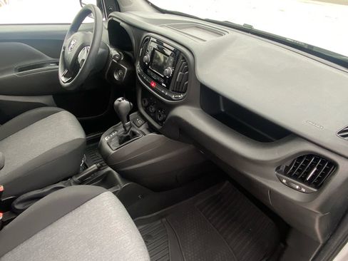 Used 2022 RAM ProMaster City Tradesman w/ Window Group 05 image 19