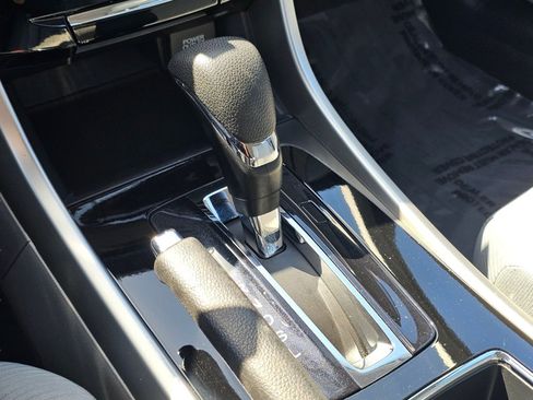 Used 2016 Honda Accord LX image 10