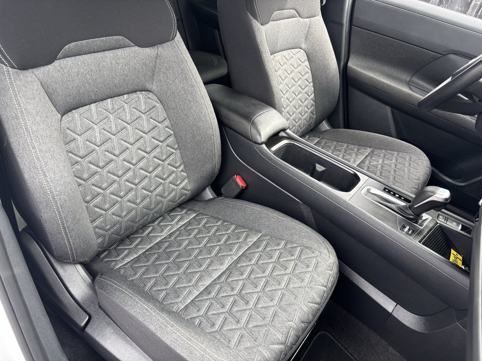Certified 2026 Nissan Kicks SV FWD image 11