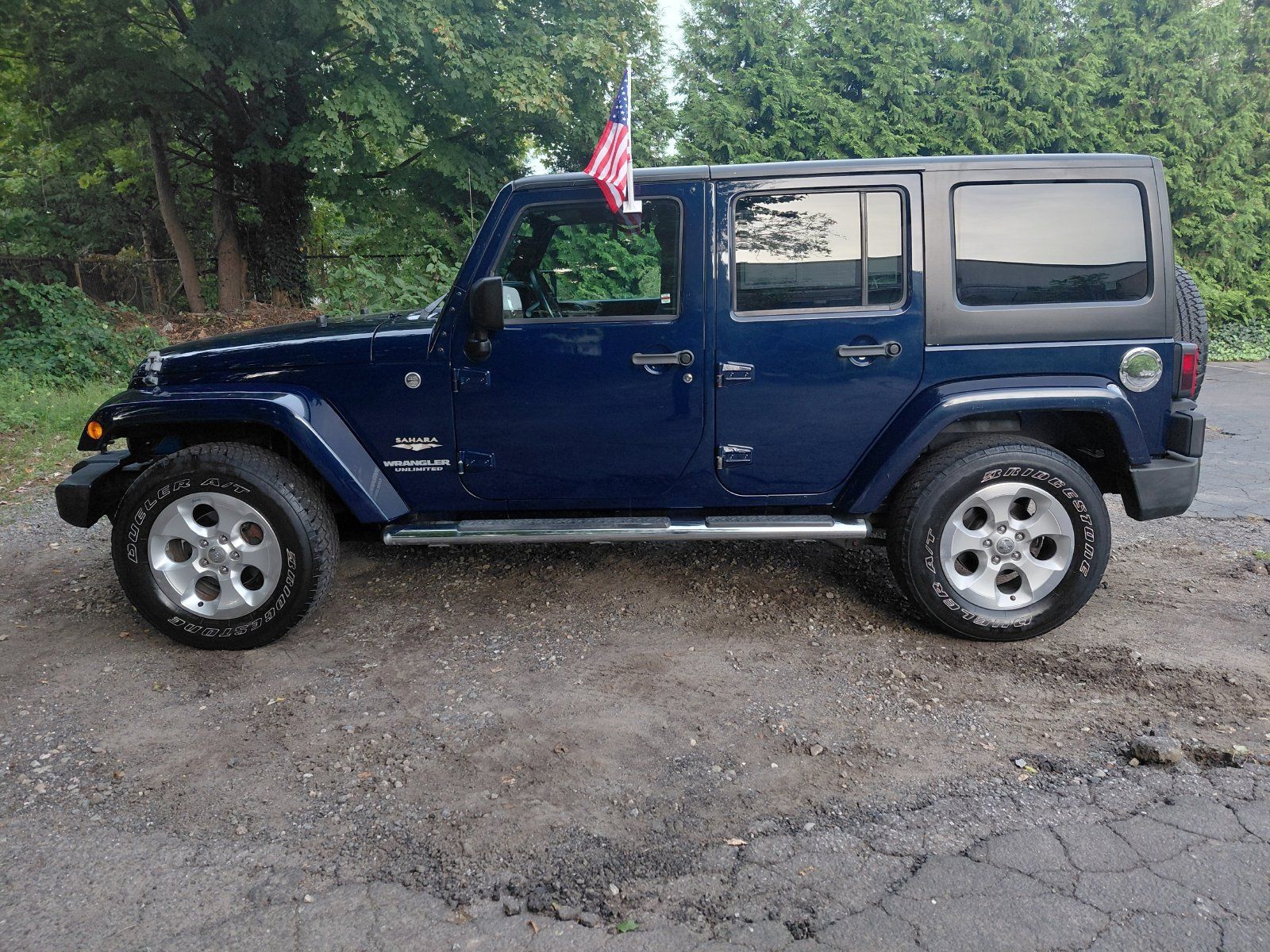 Used 2013 Jeep Wrangler Unlimited Sahara w/ Mopar Chrome Edition Group AWD/4WD image 18