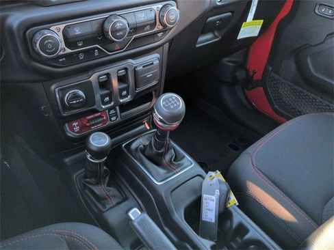 Certified 2023 Jeep Wrangler Rubicon image 18