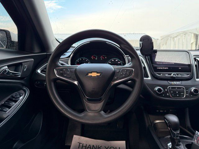 Used 2021 Chevrolet Malibu LT FWD image 19