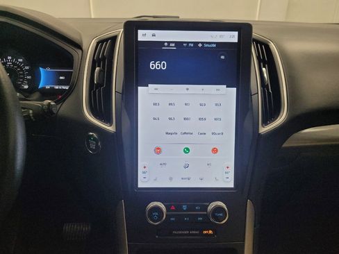 Used 2023 Ford Edge SEL image 25