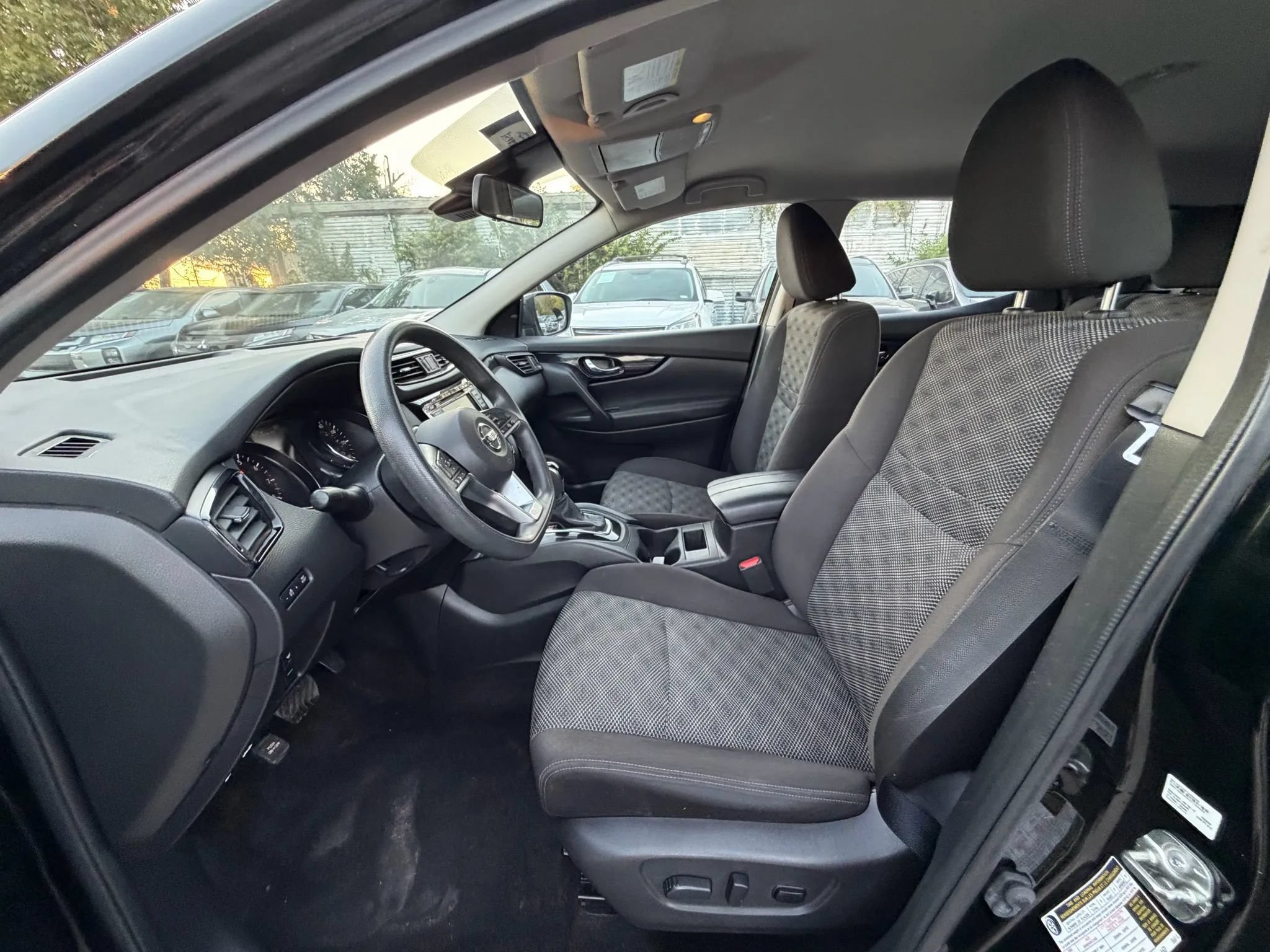 Used 2019 Nissan Rogue Sport SV FWD image 20