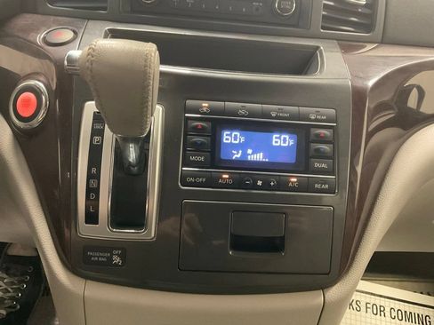 Used 2013 Nissan Quest SL FWD image 15