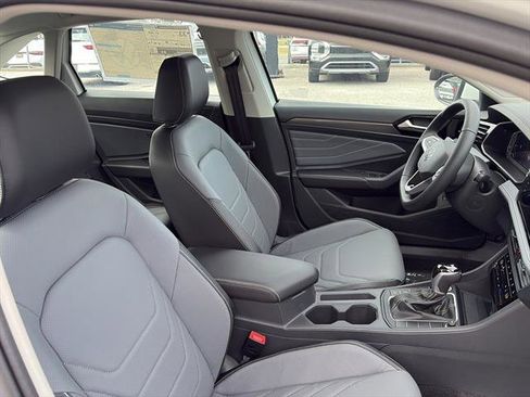 New 2026 Volkswagen Jetta SEL image 9