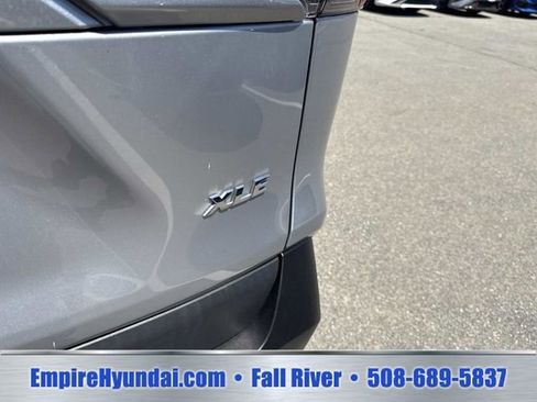 Used 2023 Toyota RAV4 XLE FWD image 6
