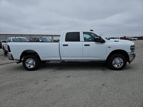 New 2026 RAM 2500 Tradesman image 38