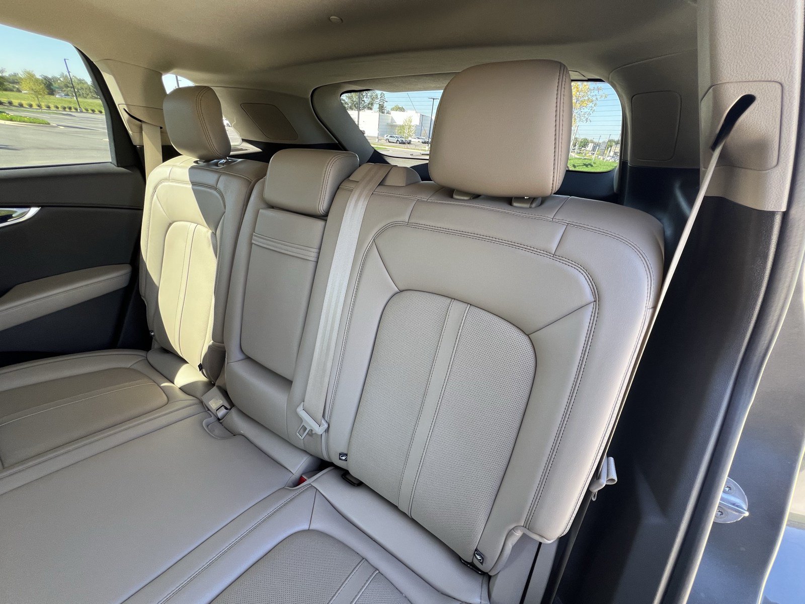 Used 2023 Lincoln Nautilus Reserve w/ Equipment Group 202A AWD/4WD image 34