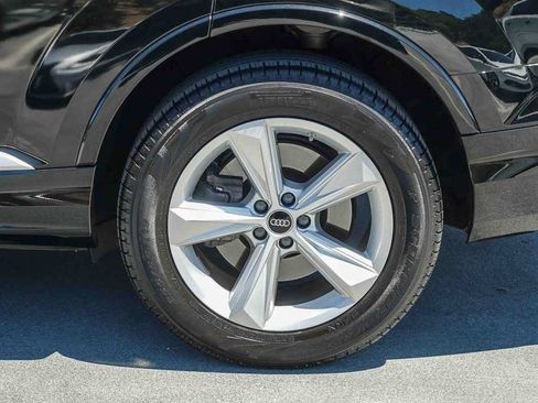 Used 2025 Audi Q7 2.0T Premium w/ Convenience Package AWD/4WD image 11