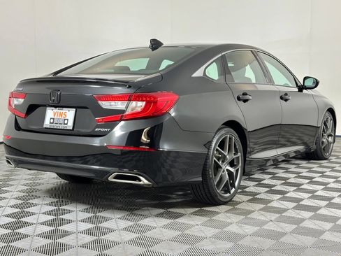Used 2022 Honda Accord Sport image 4