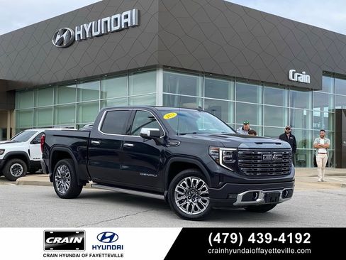 Used 2023 GMC Sierra 1500 Denali Ultimate AWD/4WD image 1
