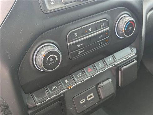 Certified 2022 Chevrolet Silverado 1500 Custom RWD image 14