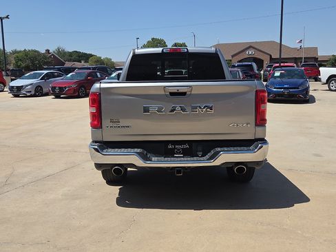 Used 2025 RAM 1500 Laramie AWD/4WD image 6