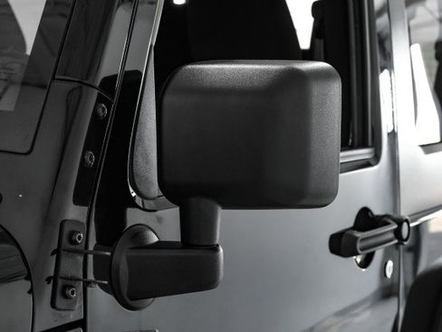 Used 2012 Jeep Wrangler Rubicon image 27