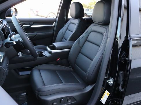 New 2025 GMC Terrain Elevation w/ Elevation Premium Package image 11