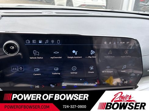 New 2026 Chevrolet Traverse LT w/ Sun and Wheel Package AWD/4WD image 8