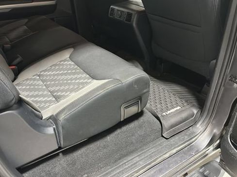 Used 2018 Toyota Tundra SR5 AWD/4WD image 28