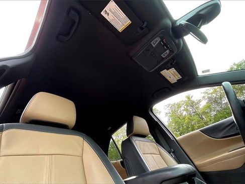 Used 2022 Chevrolet Equinox Premier image 22