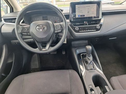 Used 2024 Toyota Corolla LE image 17