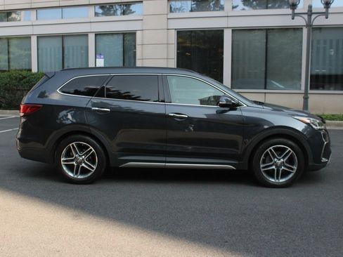 Used 2017 Hyundai Santa Fe Limited AWD/4WD image 6
