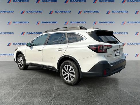 Used 2020 Subaru Outback Premium AWD/4WD image 3