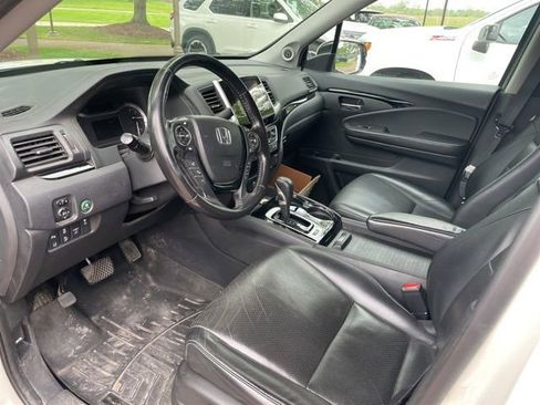 Used 2019 Honda Ridgeline RTL-E image 10