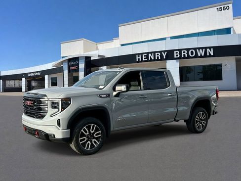 Used 2025 GMC Sierra 1500 AT4 w/ Technology Package AWD/4WD image 1